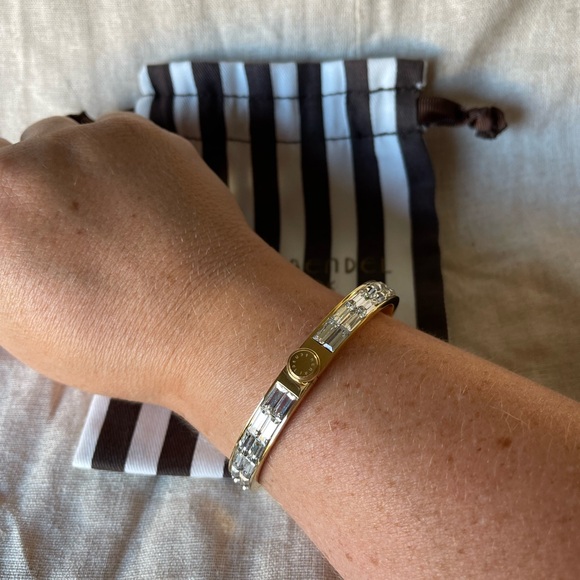 HENRI BENDEL Crystal Bracelet! - Picture 6 of 13